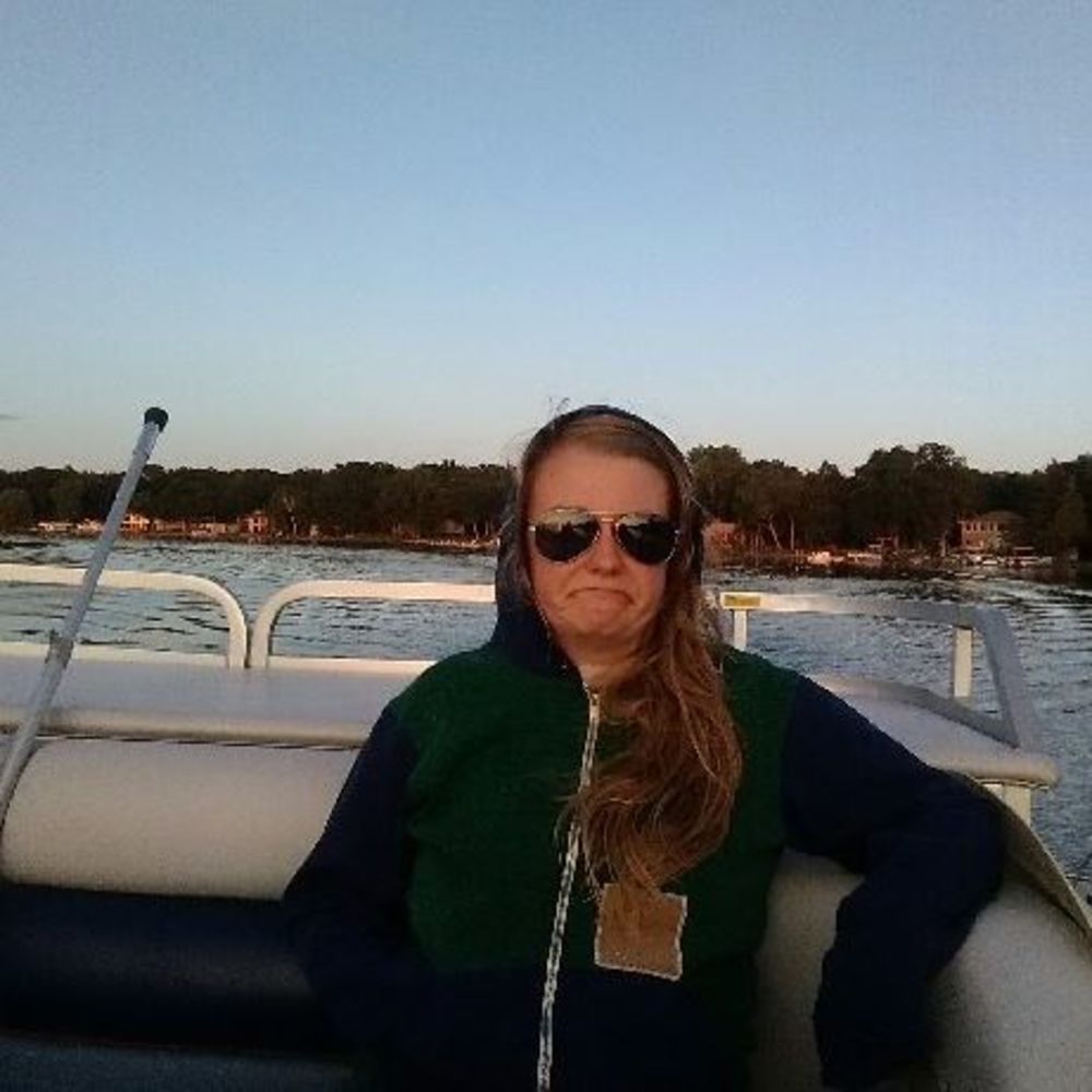 Meet your Posher, Kelly