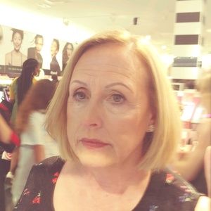 Meet your Posher, Christal