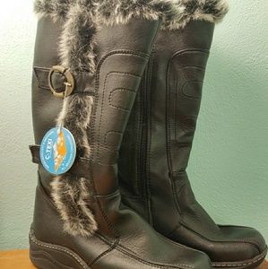 Black Winter Boots