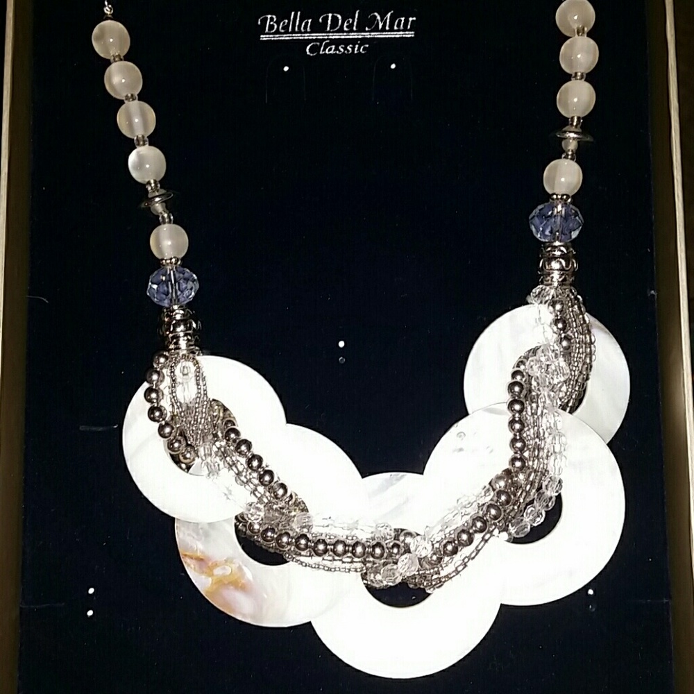 Expressions collection cat eye seashell statement