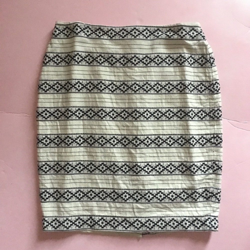 Ann Taylor Geo Print Pencil Skirt