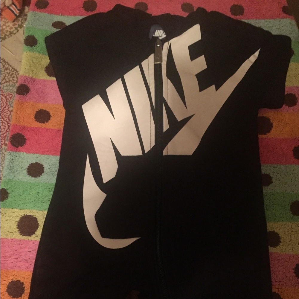 Infant Nike jogging suit