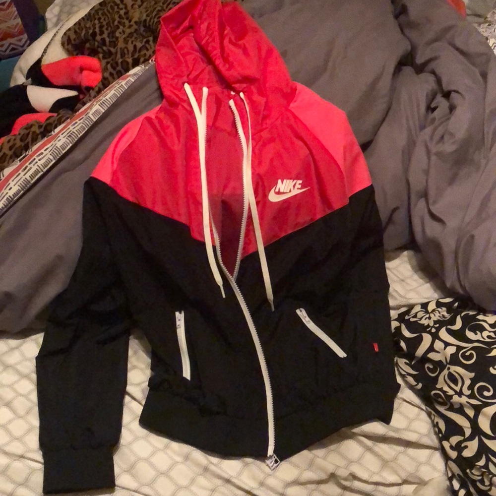 Women’s Nike Zip Up Jacket