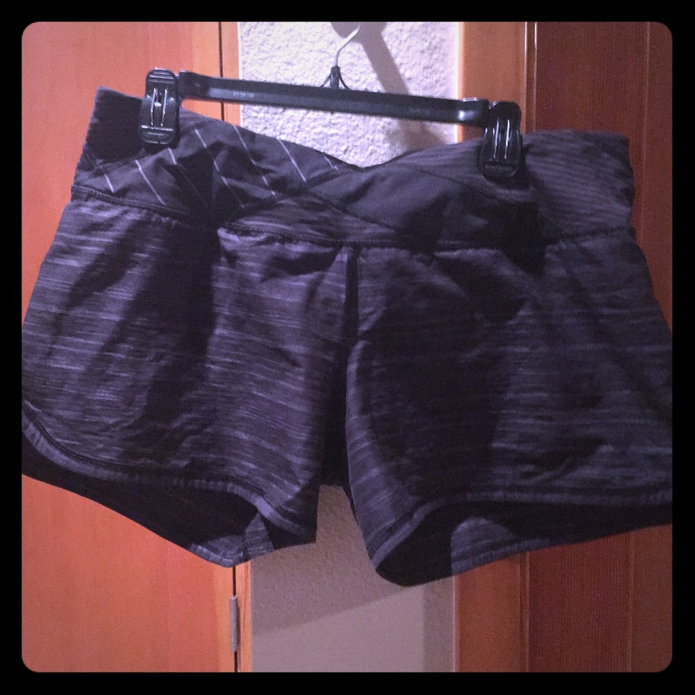 Lululemon running short