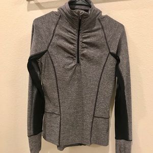 CHAMPION Semi-Fitted Workout Sweatshirt