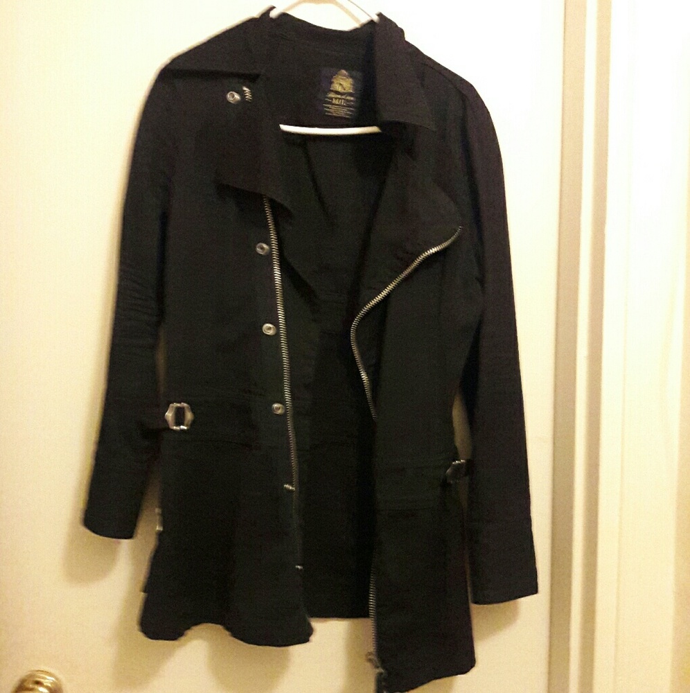 Bisou d eve Women's Jacket