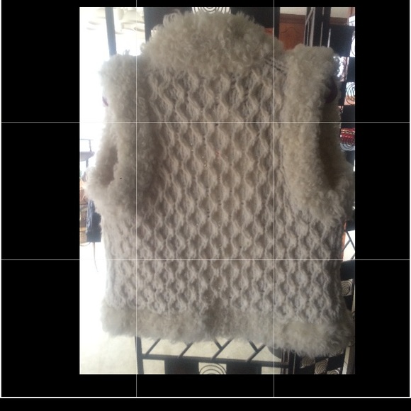 Vest - Picture 2 of 2