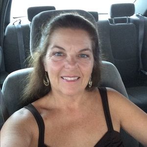 Meet your Posher, Pam