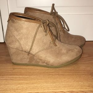 Tan camel wedge booties.