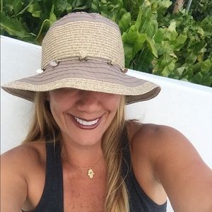 Meet your Posher, Maria