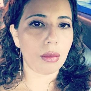 Meet your Posher, Aura