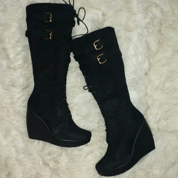WEDGE BOOTS(NO OFFERS) - Picture 3 of 5