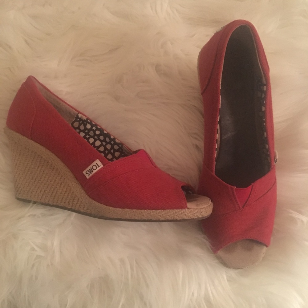 TOMS Red Canvas Wedges