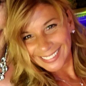 Meet your Posher, Deanna