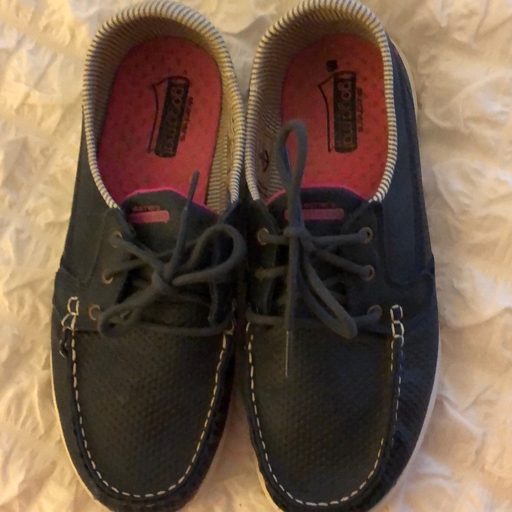 Sketchers shoes!! Worn a handful of times. - Picture 2 of 4