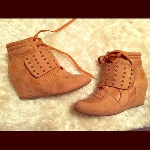 ❤️🌈SALE women’s faux suede fashion Wedge Sneakers