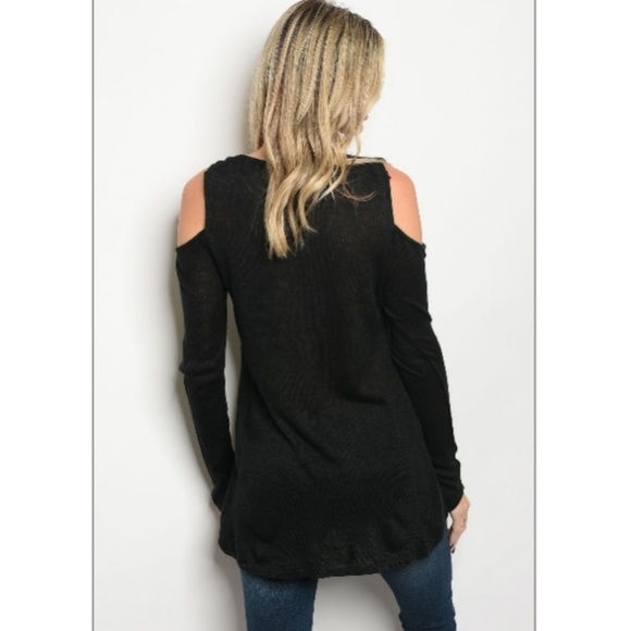 🌴BLACK TOP🍍 - Picture 2 of 2