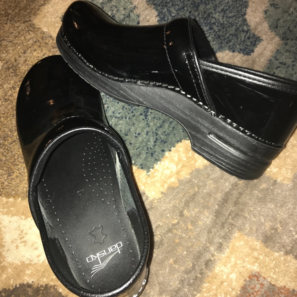 Dankso patent leather shoes - size 42.