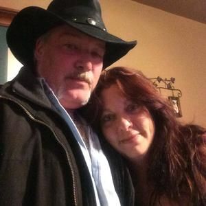 Meet your Posher, Dina