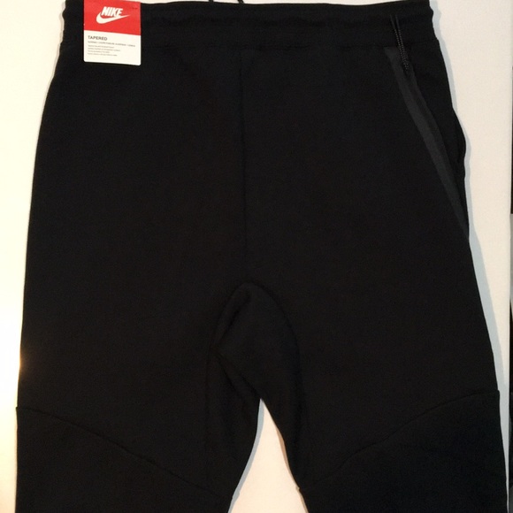 Nike Large Black Tapered Drawstring Sweatpants - Picture 7 of 8