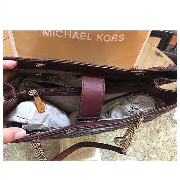 🆕MK Susannah Quilted Merlot Leather Large Tote - Picture 3 of 5