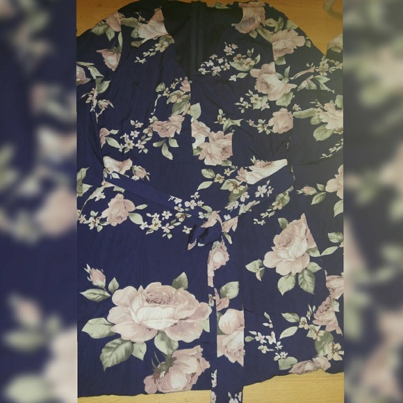 Navy floral dress - Picture 4 of 8