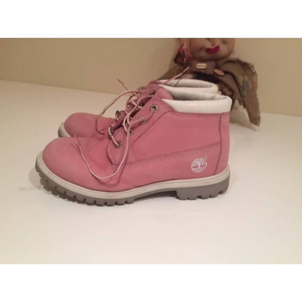 Women Timberlands Boots Size 8