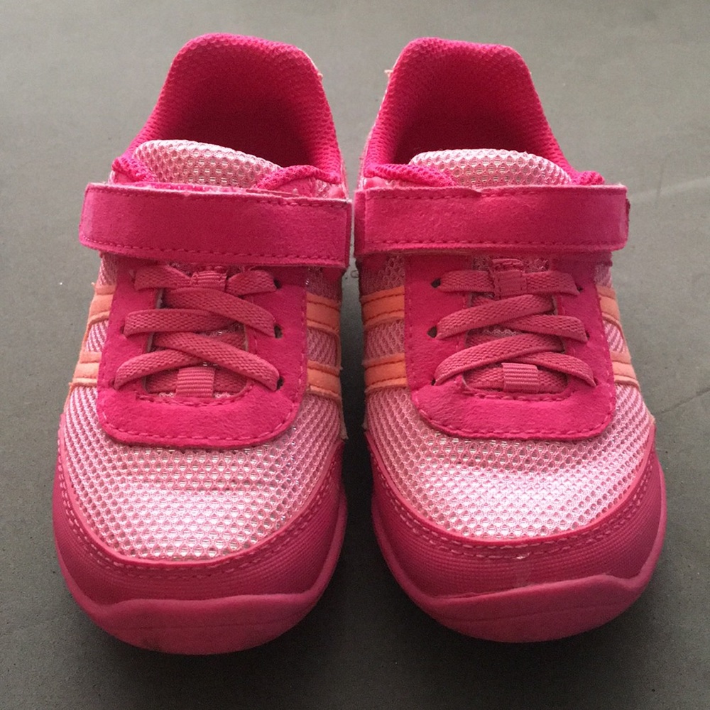 Stride Rite - LIKE NEW! Worn once. Memory foam.