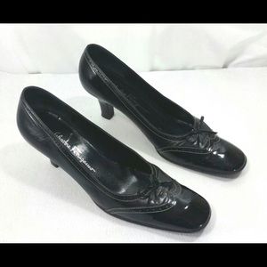 Mint Condition Ferragamo Heels!