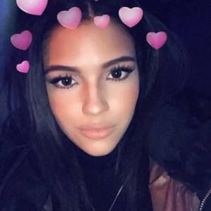 Meet your Posher, Melanie