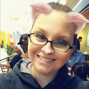 Meet your Posher, Ashley