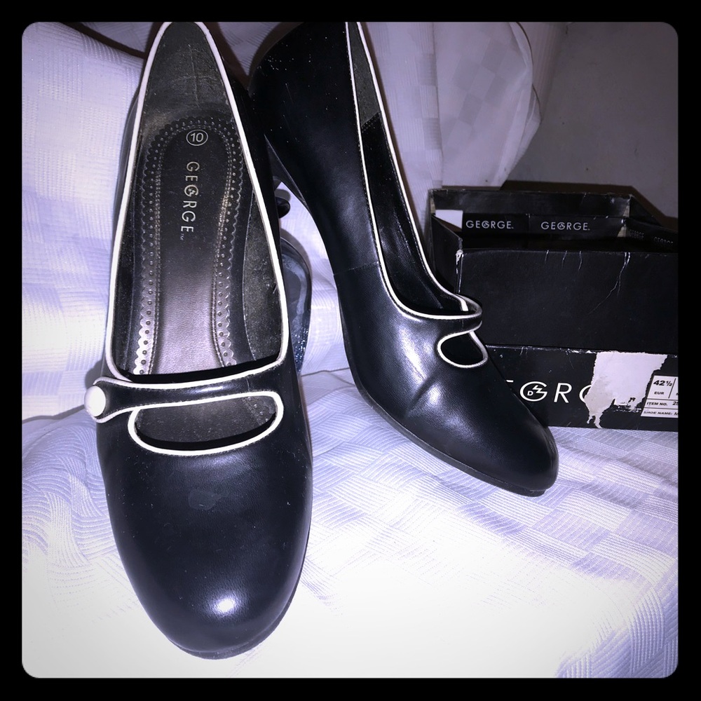 Classic MaryJane Heel