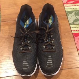 HOKA one one Vanquish3 running shoe