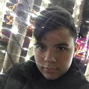 Meet your Posher, Aaron