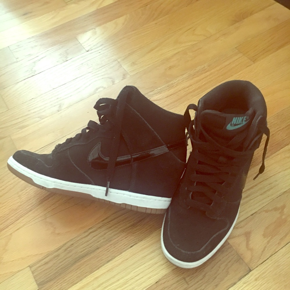 Nike dunk high top size 7