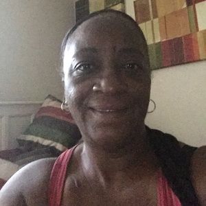 Meet your Posher, Leedora