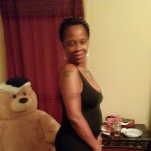 Meet your Posher, Angie