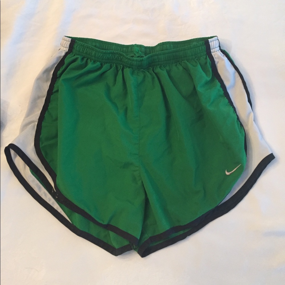 Nike drifit shorts size M