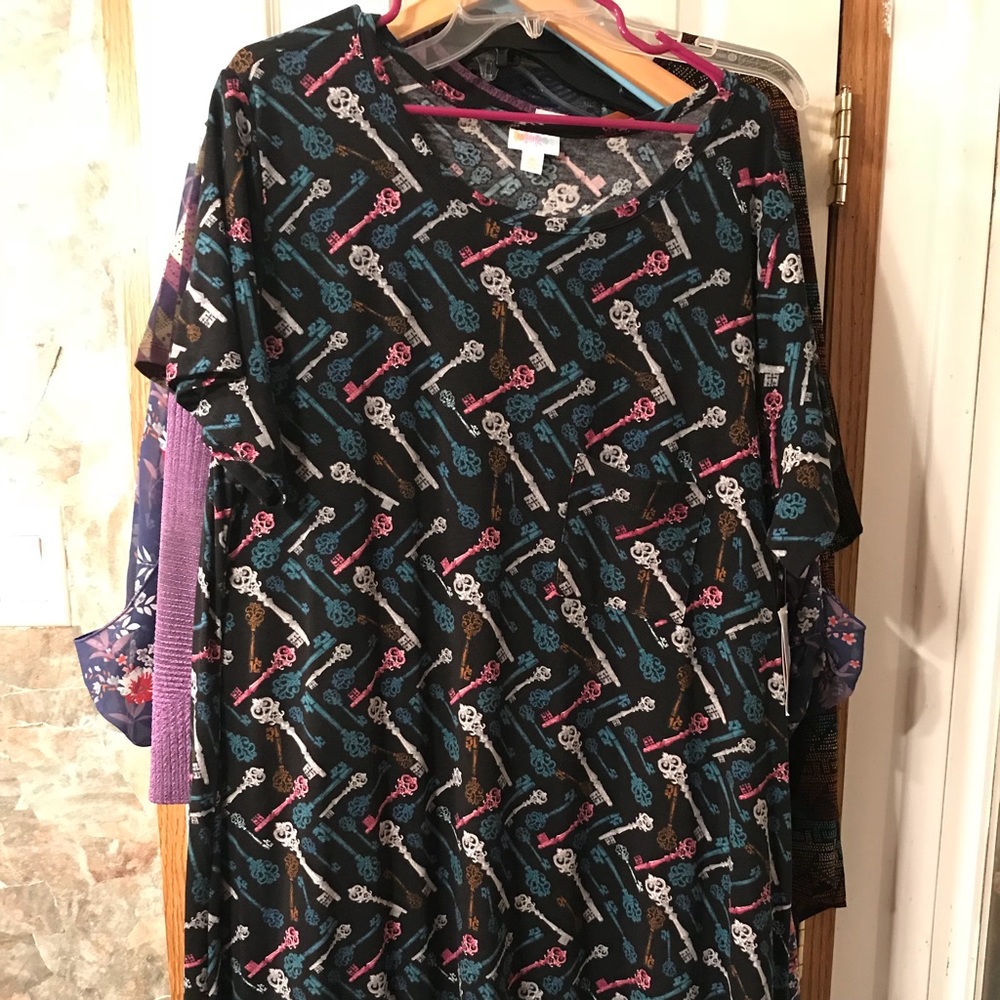 LulaRoe unicorn print🦄3x