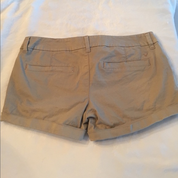 Tan shorts - Picture 3 of 3