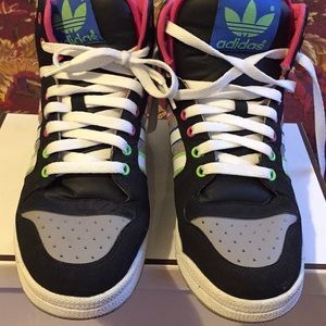Hightop Adidas sneakers