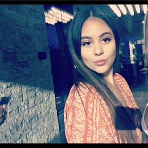 Meet your Posher, Denise