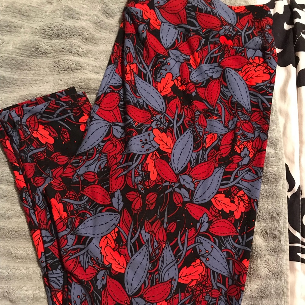 LulaRoe tc legging floral print never worn
