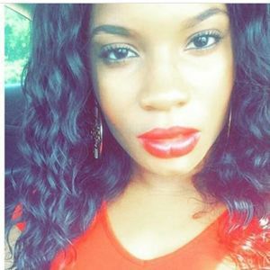 Meet your Posher, Marisol