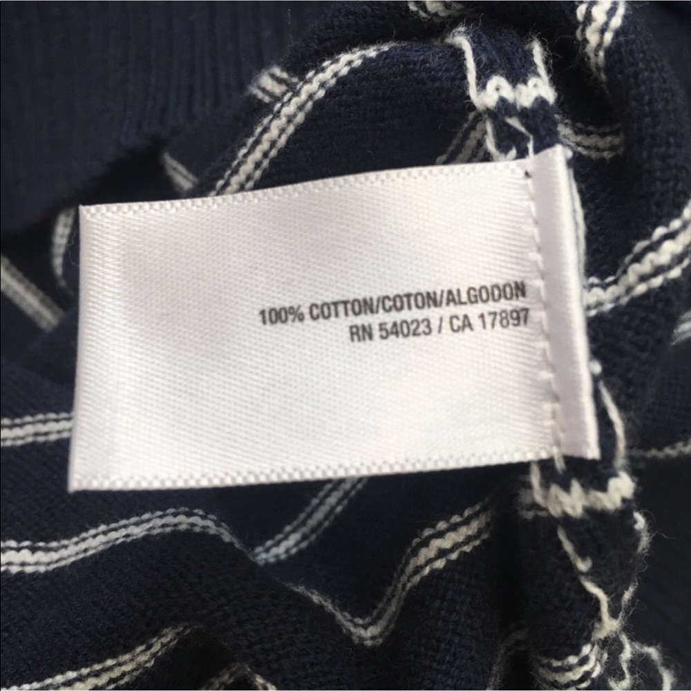 SOLD 🍂Sz Medium Old Navy Striped V-neck Cardigan - Picture 3 of 7