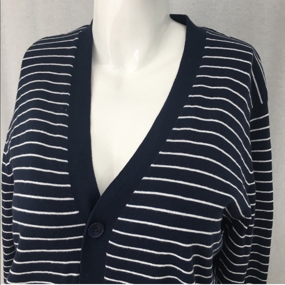 SOLD 🍂Sz Medium Old Navy Striped V-neck Cardigan - Picture 4 of 7