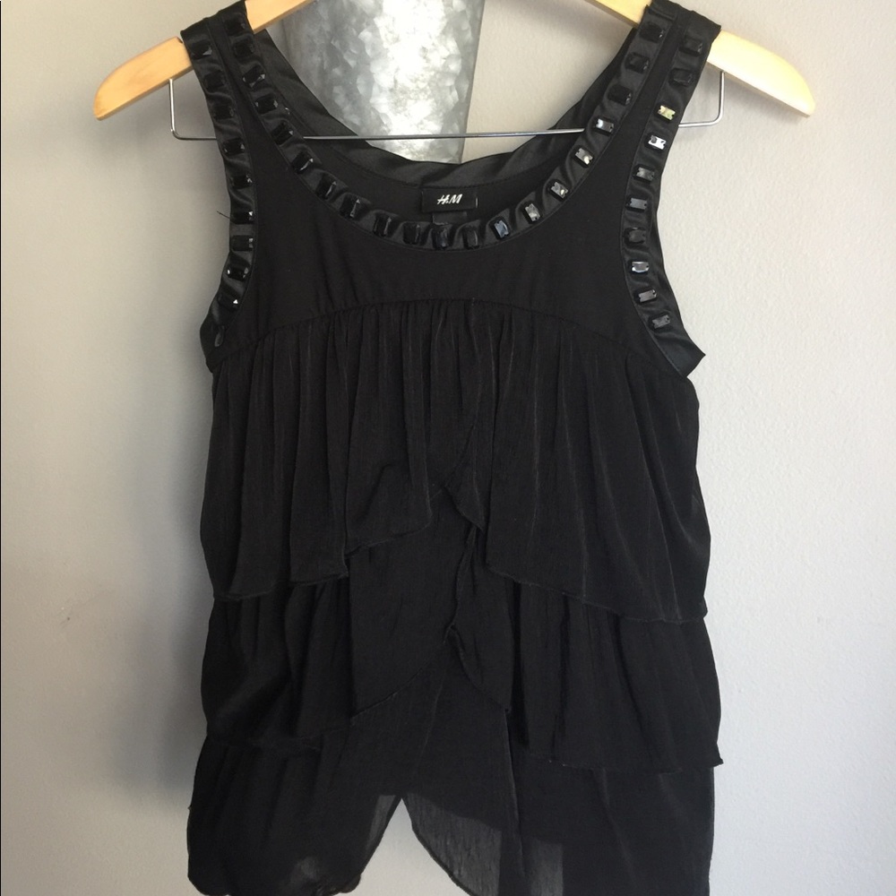 🎊H&M Ruffled top 🎊