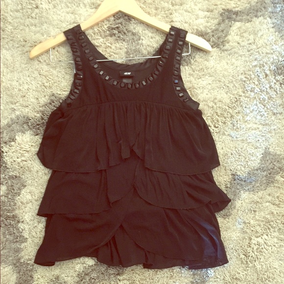 🎊H&M Ruffled top 🎊 - Picture 2 of 7