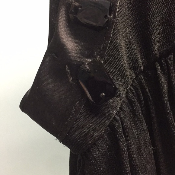 🎊H&M Ruffled top 🎊 - Picture 7 of 7