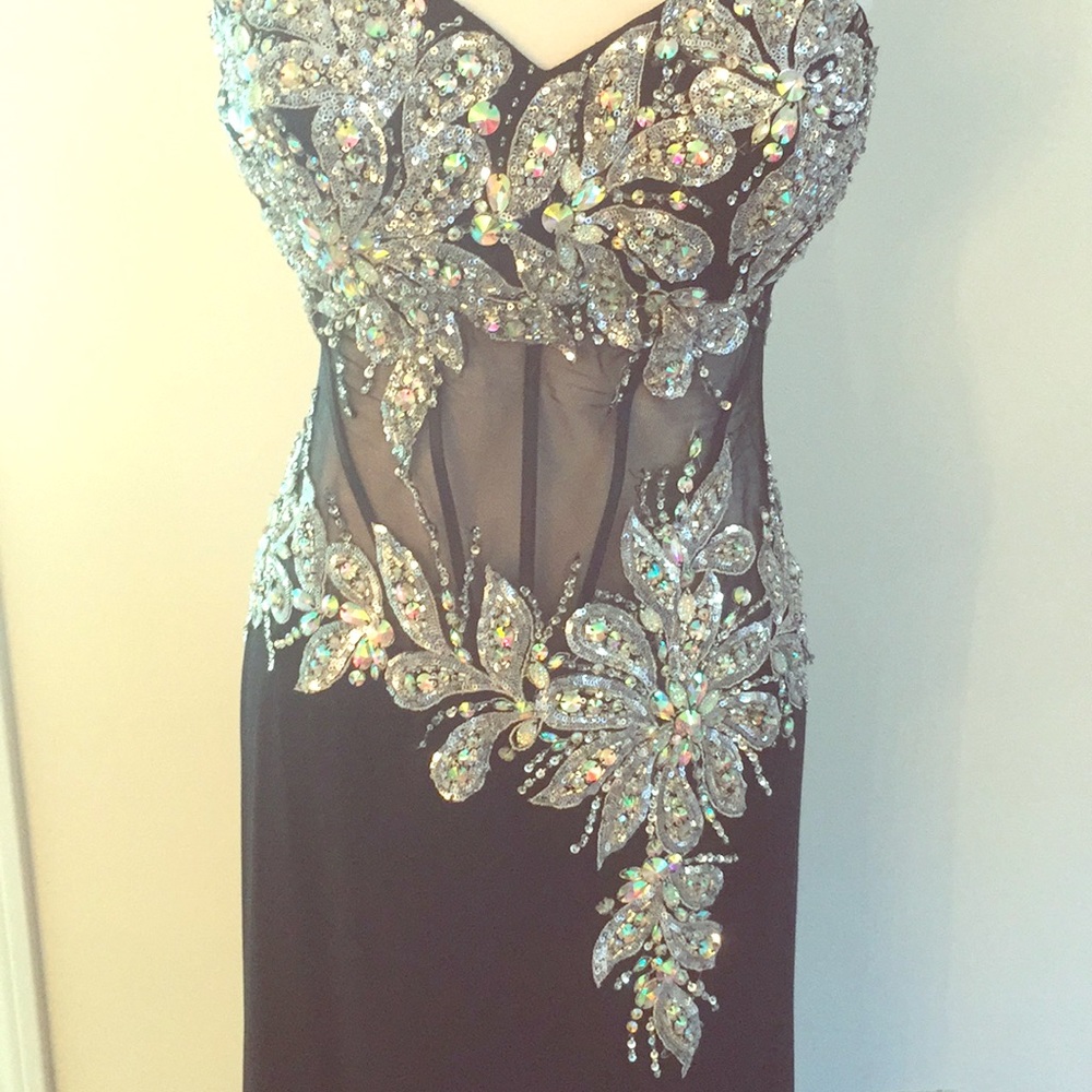 Tony bowls gown